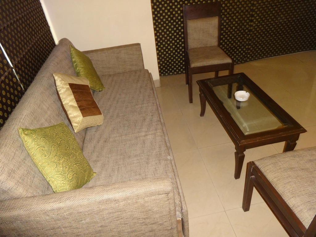 Hotel Gautam Residency Nové Dillí Pokoj fotografie