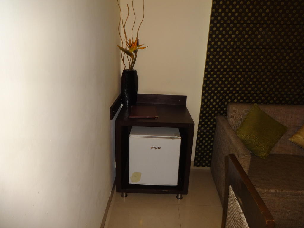 Hotel Gautam Residency Nové Dillí Pokoj fotografie